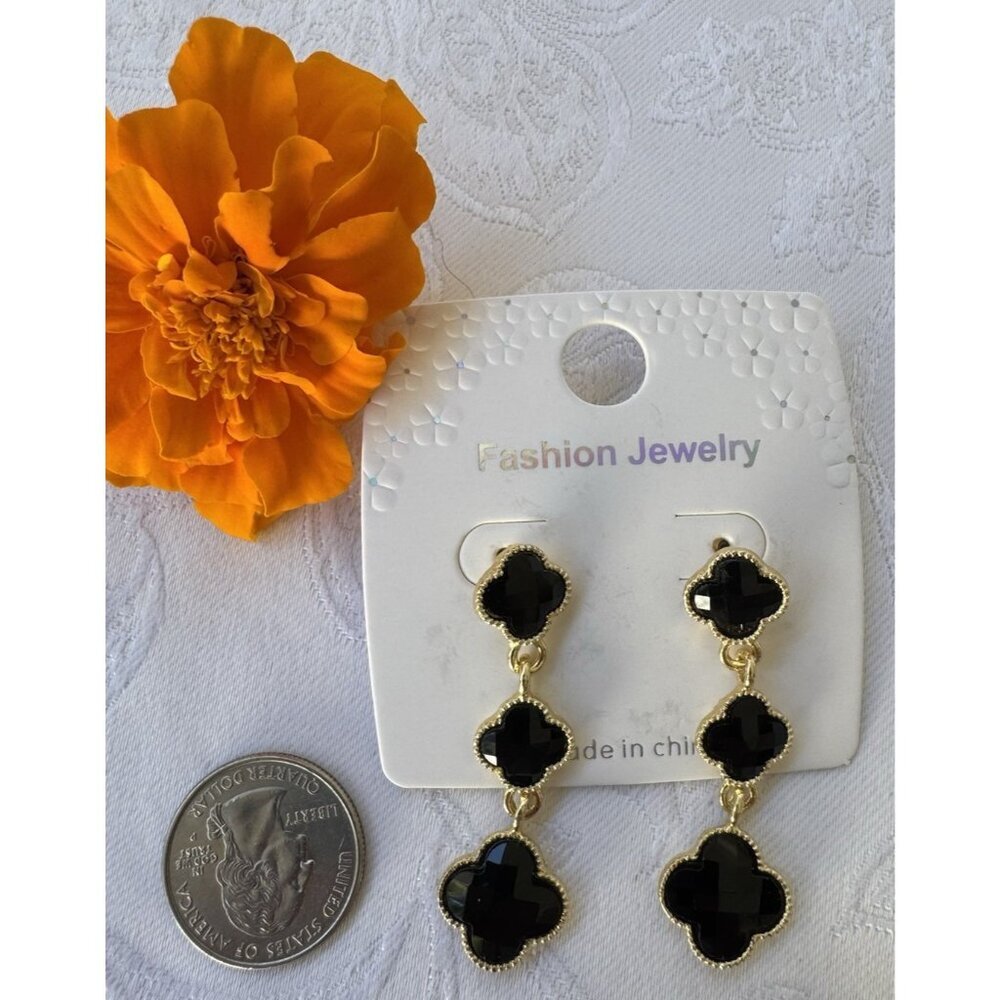 Black Goldtone 3 Clover Dangle Drop Fashion Costume Earrings NEW